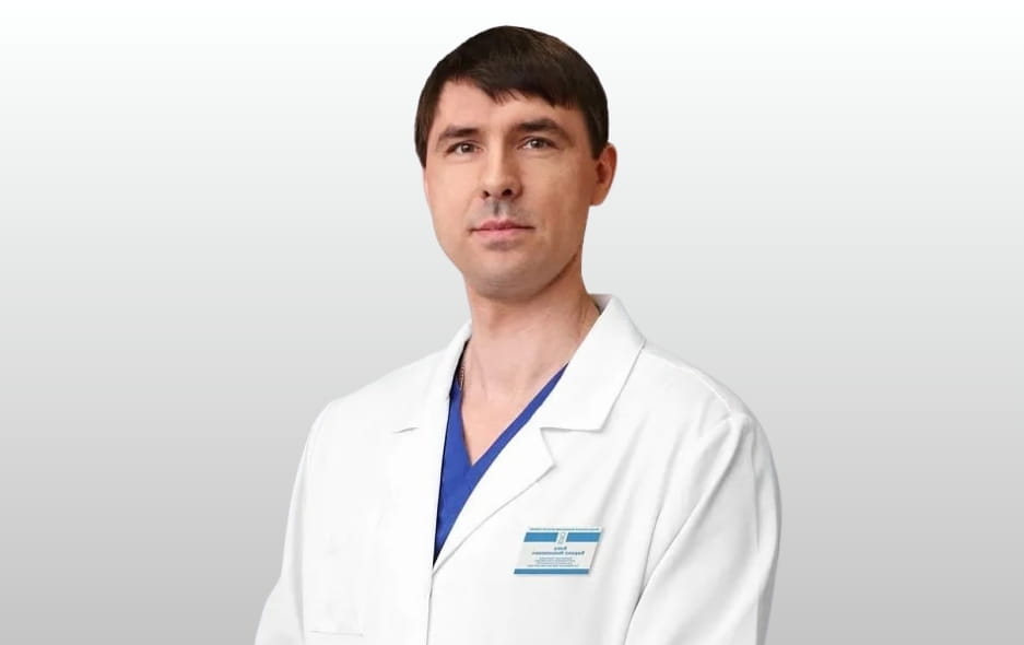 Бака Кирилл Николаевич - Заведующий отделением анестезиологии и реанимации, анестезиолог-реаниматолог, трансфузиолог, врач высшей категории - пластическая хирургия и косметология ОН КЛИНИК