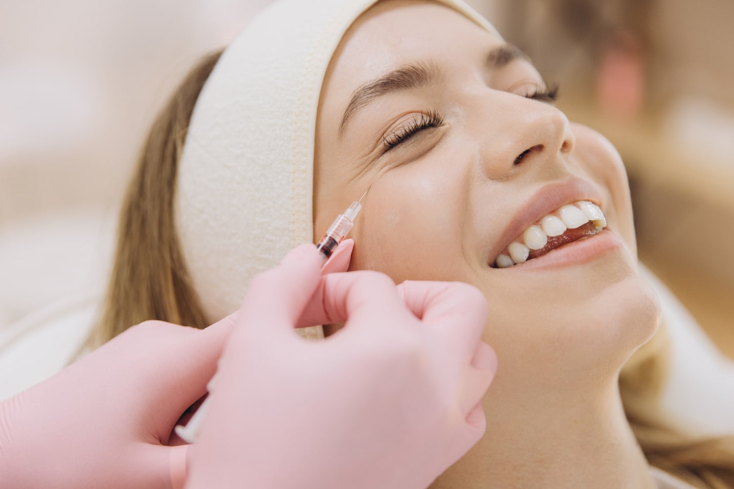 Инъекционная косметология для борьбы с морщинами