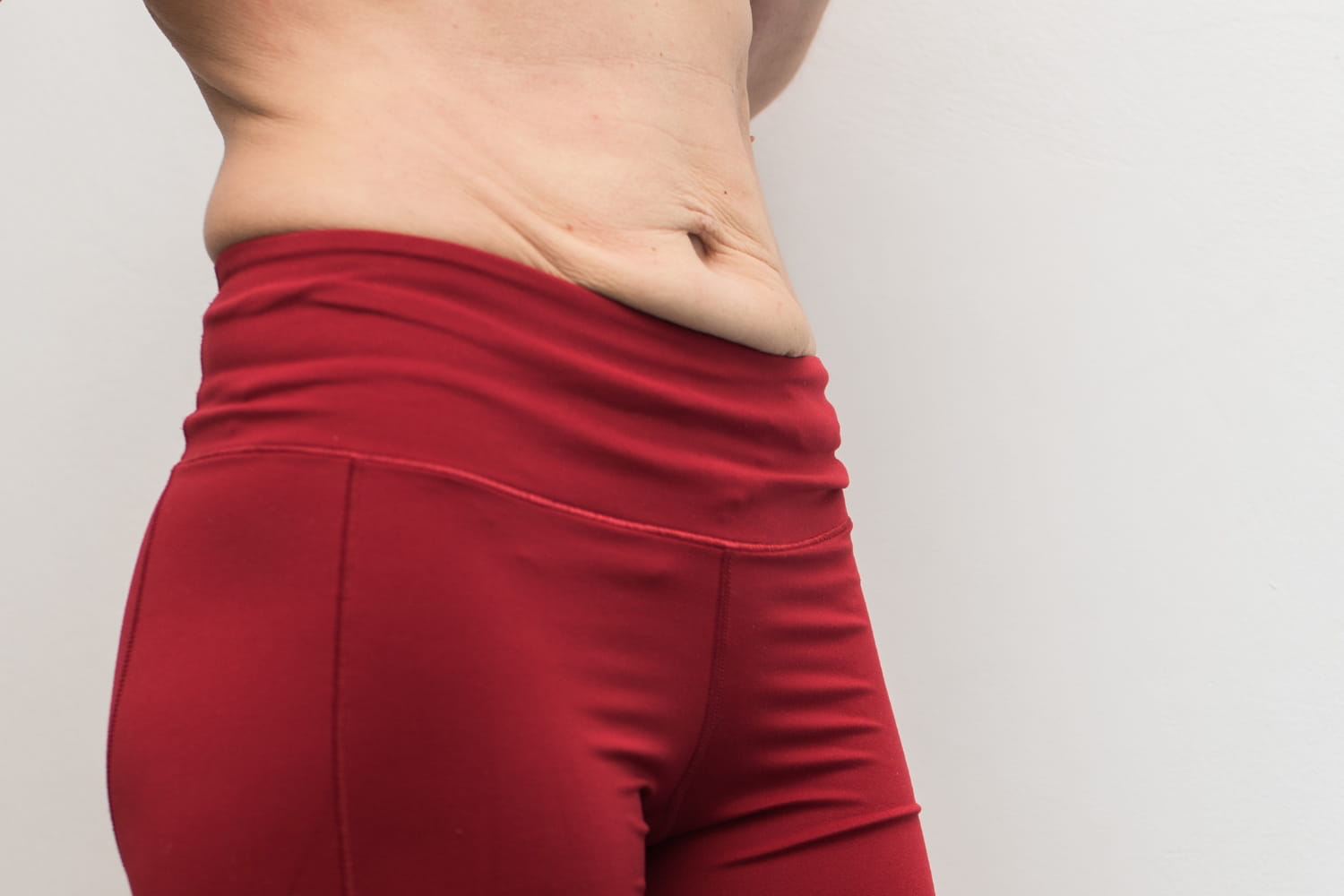 Как подтянуть живот после снижения веса