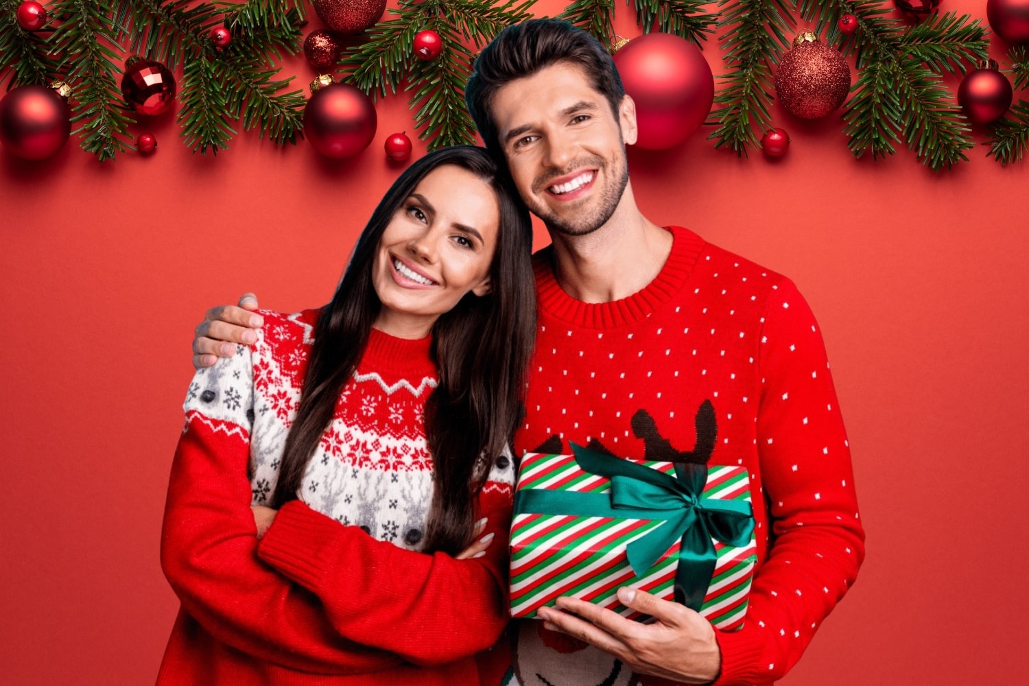 с наступающими Новым 2026 годом и Рождеством!