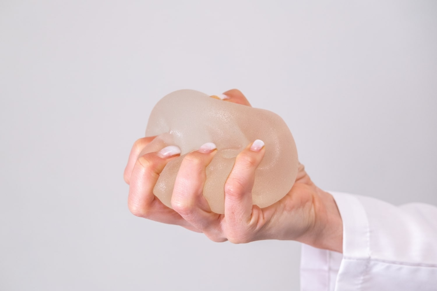 Насколько прочны современные импланты