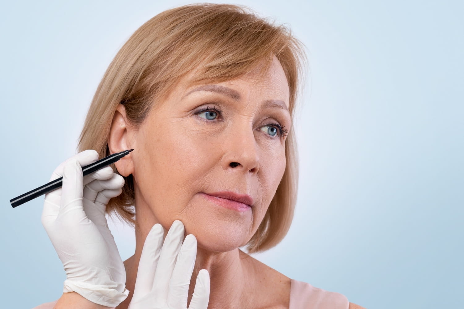 Композитный SMAS-лифтинг лица: глубинное омоложение в Москве