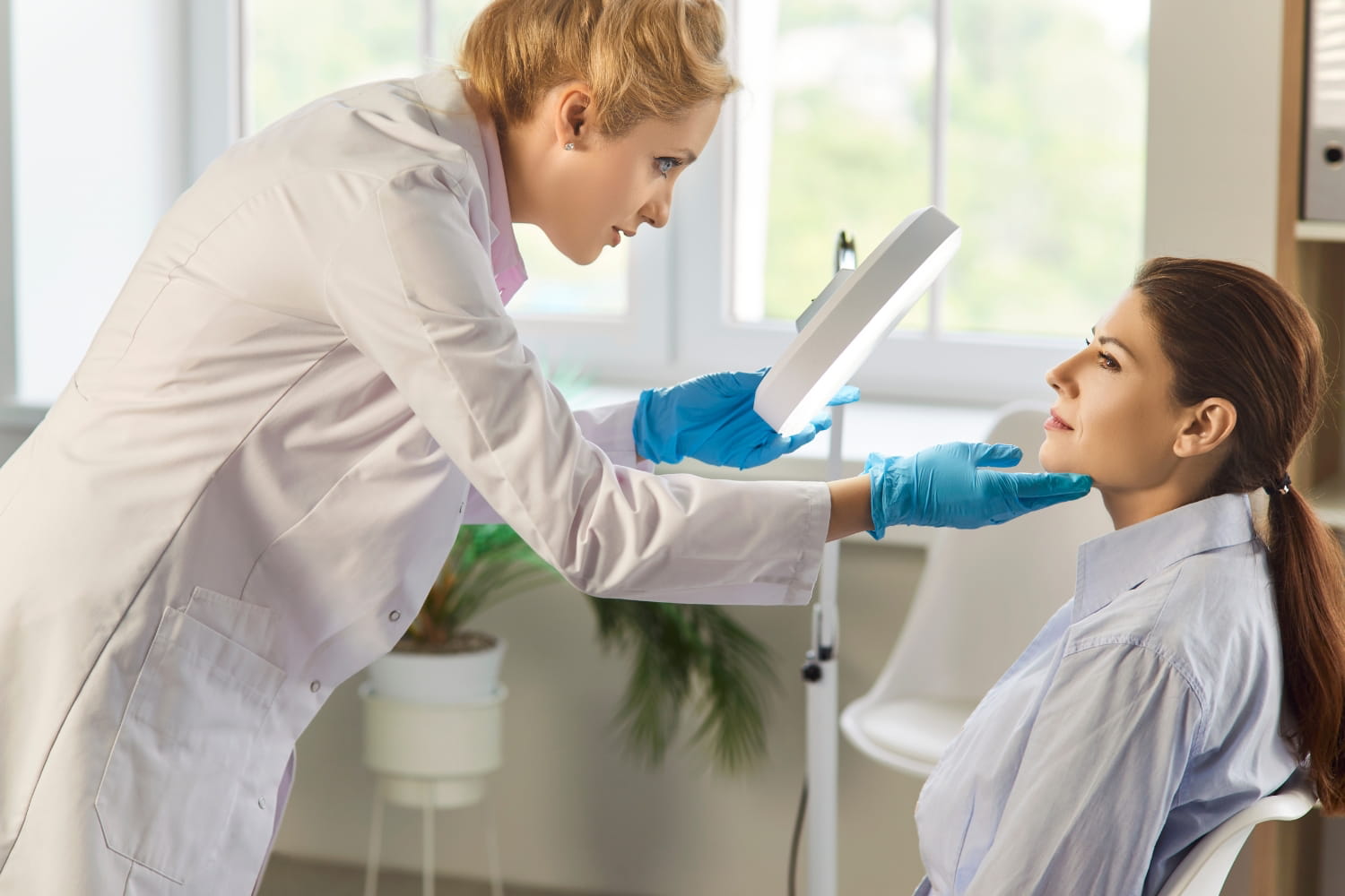 Консультация врача-косметолога